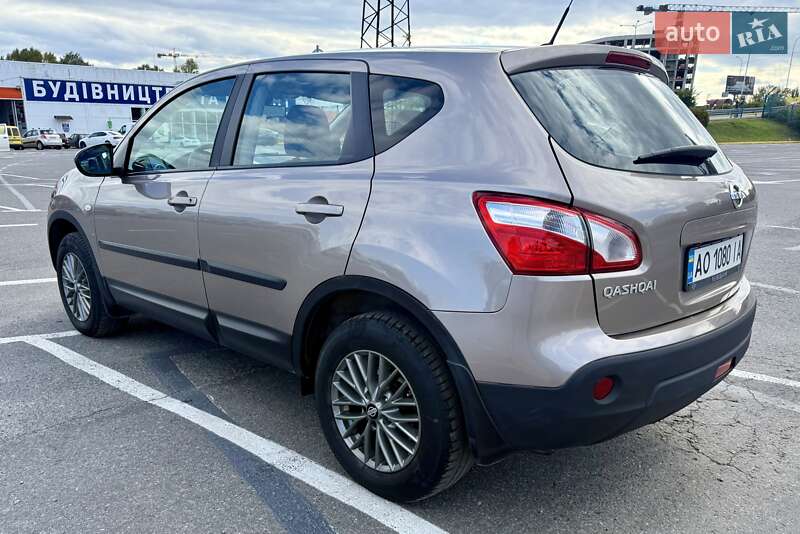 Внедорожник / Кроссовер Nissan Qashqai 2013 в Ужгороде фото 6 Внедорожник / Кроссовер Nissan Qashqai 2013 в Ужгороде