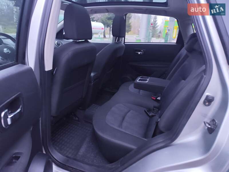 Внедорожник / Кроссовер Nissan Qashqai 2010 в Звягеле
