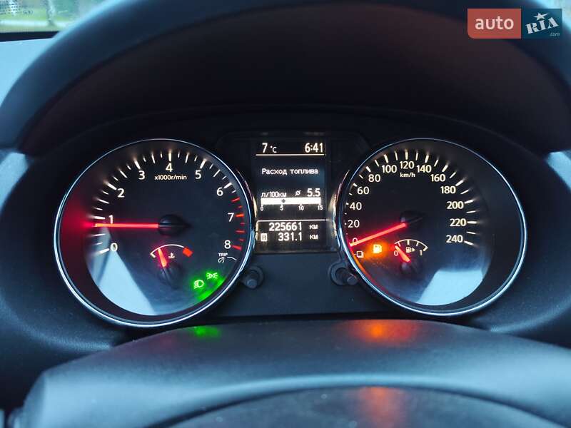 Внедорожник / Кроссовер Nissan Qashqai 2010 в Звягеле