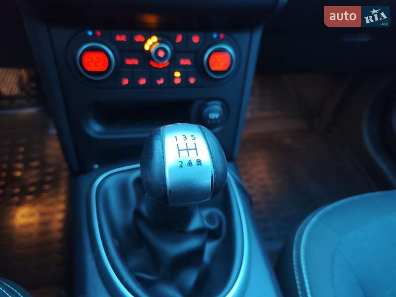 Внедорожник / Кроссовер Nissan Qashqai 2010 в Звягеле