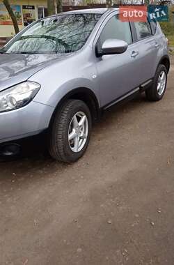Позашляховик / Кросовер Nissan Qashqai 2010 в Липовці