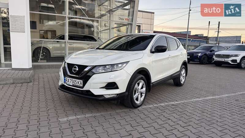 Позашляховик / Кросовер Nissan Qashqai 2020 в Чернівцях