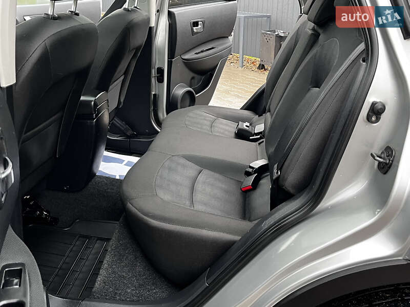 Внедорожник / Кроссовер Nissan Qashqai 2011 в Косове