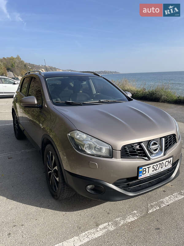 Nissan Qashqai 2012