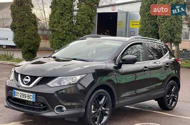 Позашляховик / Кросовер Nissan Qashqai 2015 в Дубні