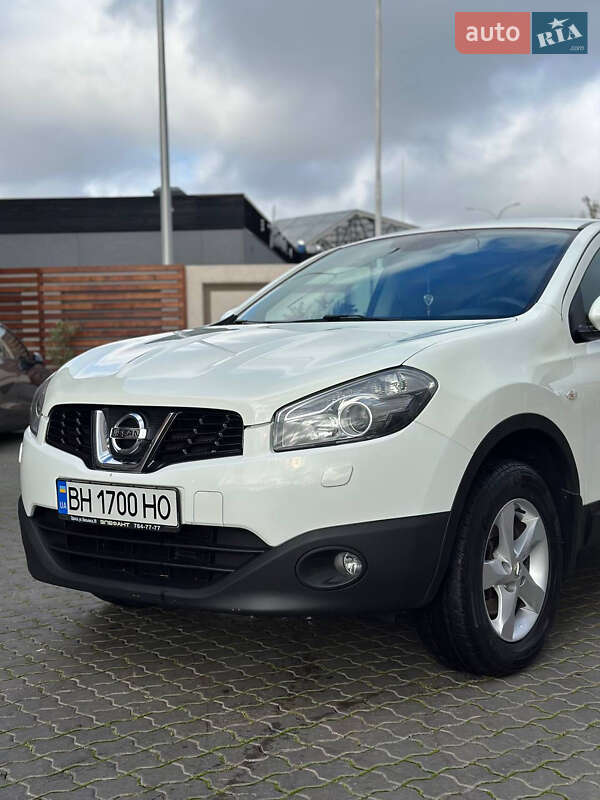 Позашляховик / Кросовер Nissan Qashqai 2010 в Одесі
