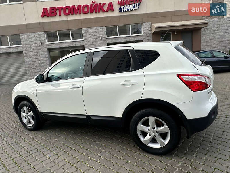 Позашляховик / Кросовер Nissan Qashqai 2010 в Одесі