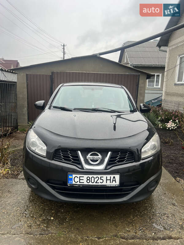 Внедорожник / Кроссовер Nissan Qashqai 2011 в Черновцах