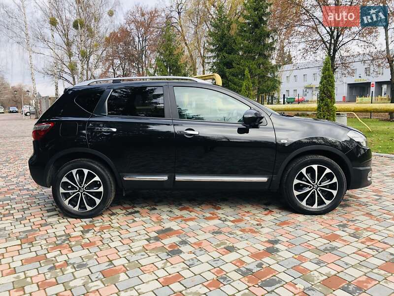 Позашляховик / Кросовер Nissan Qashqai 2012 в Житомирі