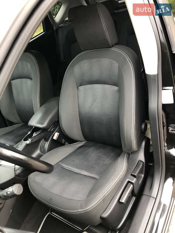 Позашляховик / Кросовер Nissan Qashqai 2012 в Житомирі