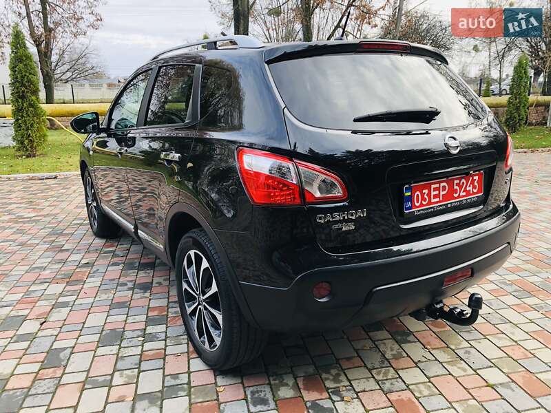 Позашляховик / Кросовер Nissan Qashqai 2012 в Житомирі