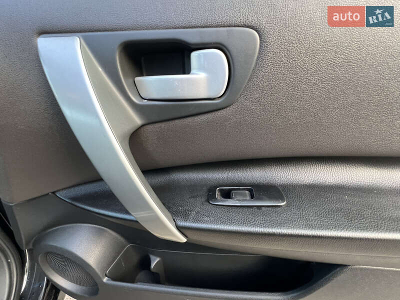 Внедорожник / Кроссовер Nissan Qashqai 2007 в Киеве