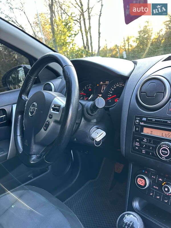 Внедорожник / Кроссовер Nissan Qashqai 2010 в Кицмани