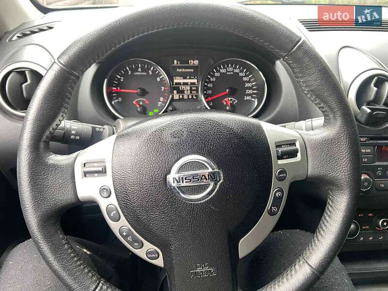 Внедорожник / Кроссовер Nissan Qashqai 2013 в Киеве