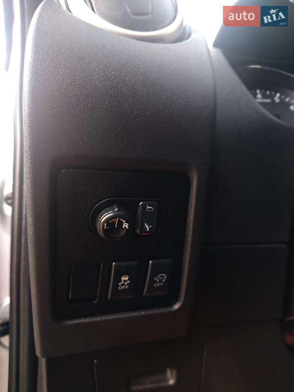 Внедорожник / Кроссовер Nissan Qashqai 2012 в Гайсине