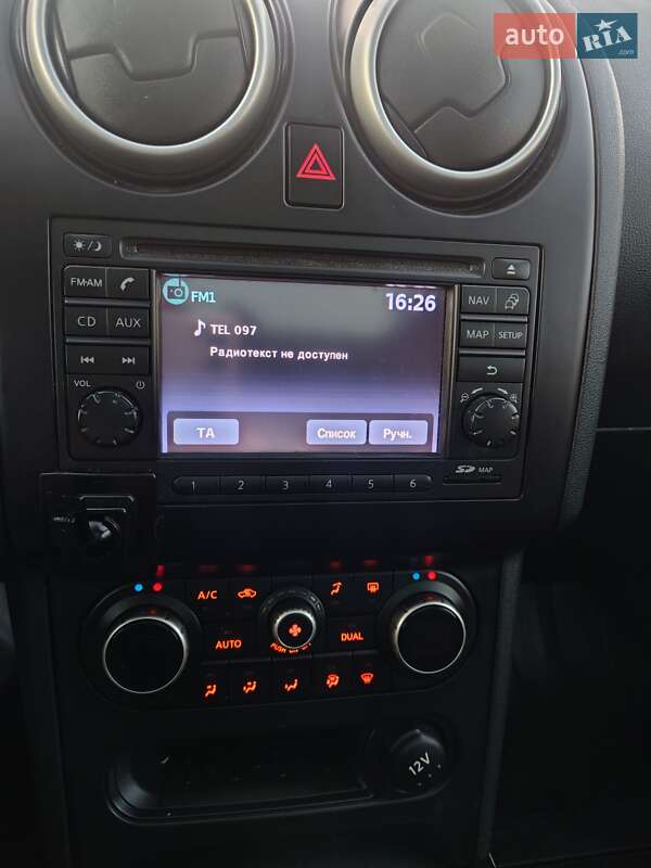 Внедорожник / Кроссовер Nissan Qashqai 2012 в Гайсине