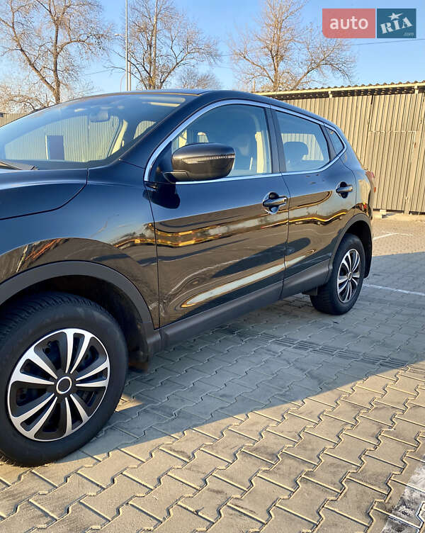 Внедорожник / Кроссовер Nissan Qashqai 2020 в Киеве