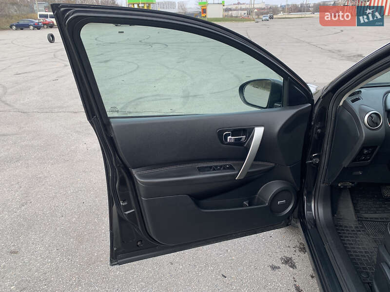 Внедорожник / Кроссовер Nissan Qashqai 2013 в Харькове