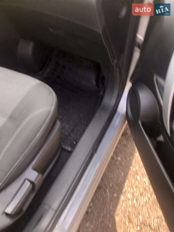 Внедорожник / Кроссовер Nissan Qashqai 2008 в Черкассах фото 9 Внедорожник / Кроссовер Nissan Qashqai 2008 в Черкассах