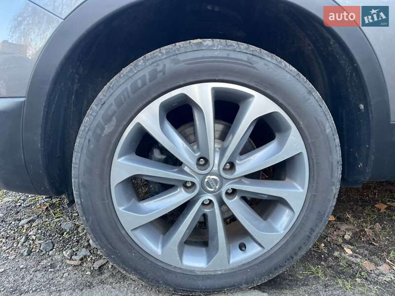 Внедорожник / Кроссовер Nissan Qashqai 2013 в Луцке