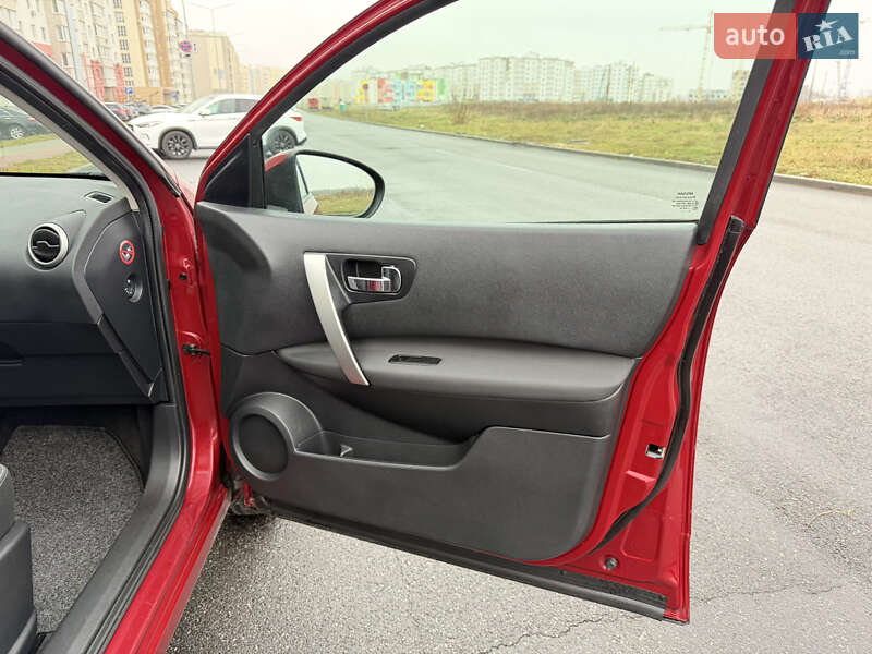 Внедорожник / Кроссовер Nissan Qashqai 2012 в Виннице