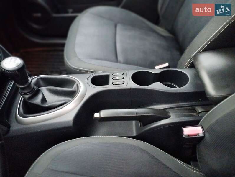 Внедорожник / Кроссовер Nissan Qashqai 2010 в Кременце