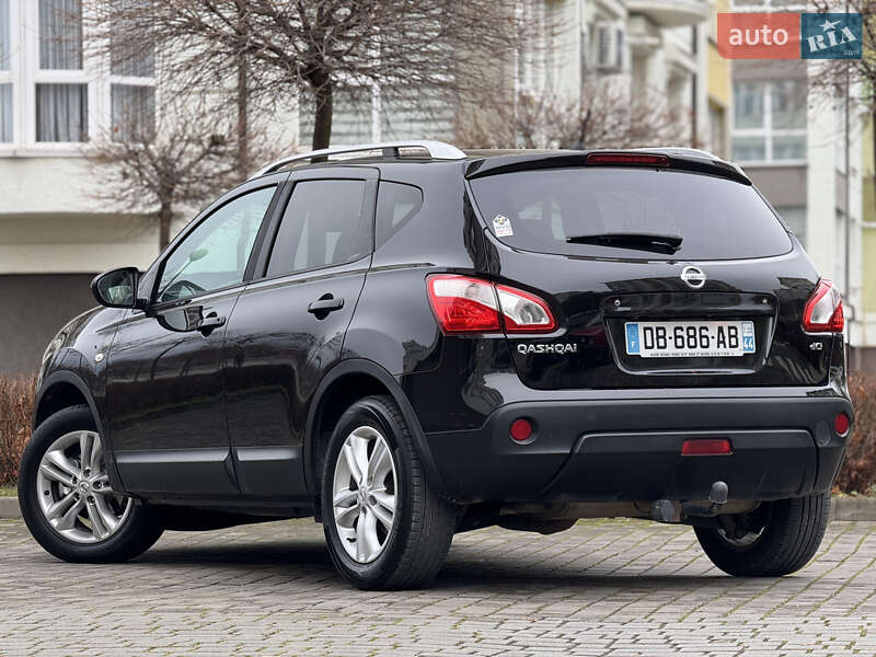 Внедорожник / Кроссовер Nissan Qashqai 2013 в Ивано-Франковске