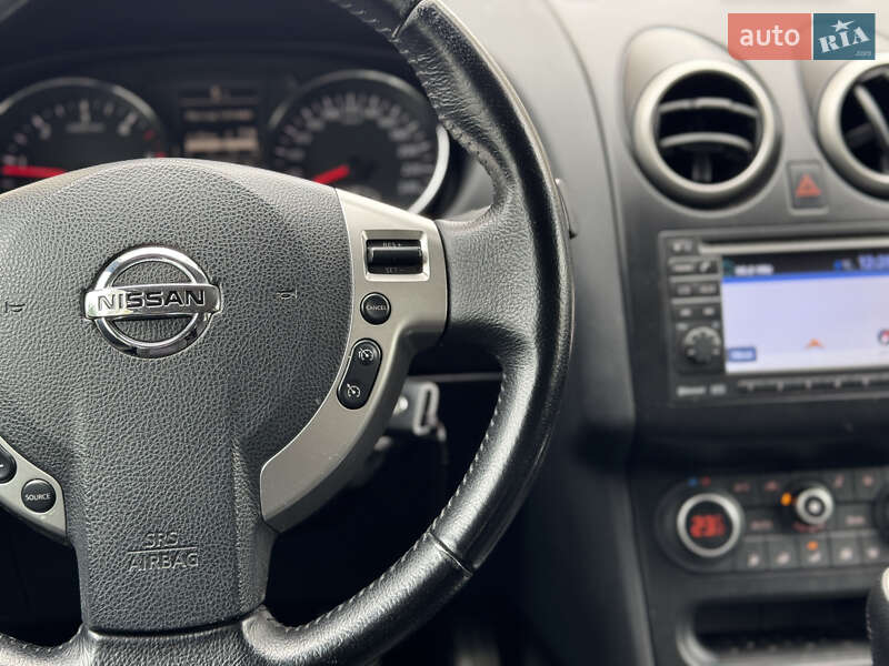 Внедорожник / Кроссовер Nissan Qashqai 2013 в Ивано-Франковске