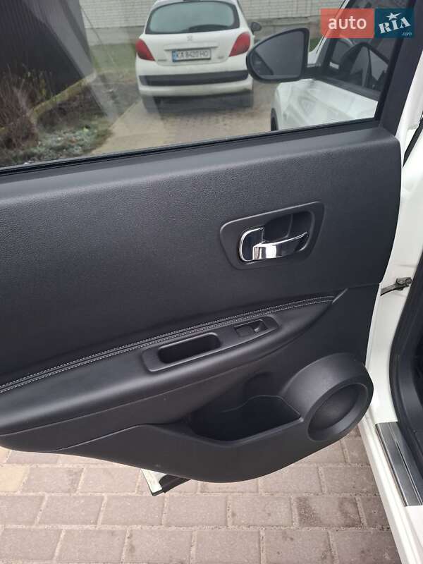 Внедорожник / Кроссовер Nissan Qashqai 2008 в Барышевке