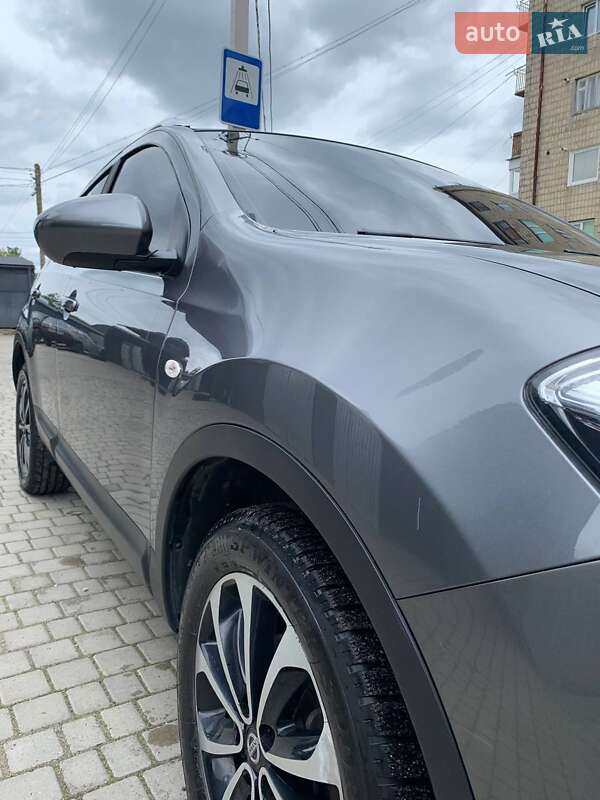 Позашляховик / Кросовер Nissan Qashqai 2012 в Коломиї
