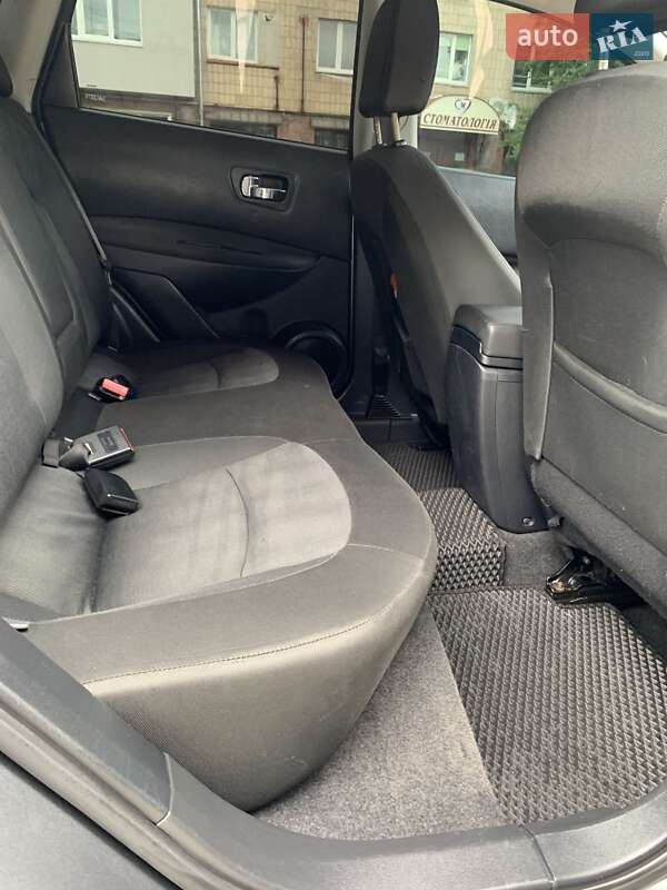 Позашляховик / Кросовер Nissan Qashqai 2012 в Коломиї