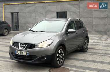 Позашляховик / Кросовер Nissan Qashqai 2012 в Луцьку