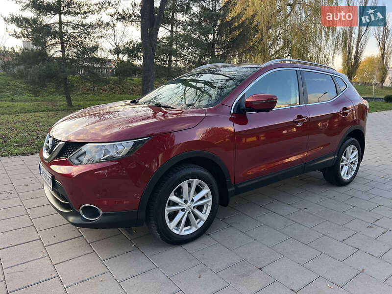 Позашляховик / Кросовер Nissan Qashqai 2016 в Вінниці
