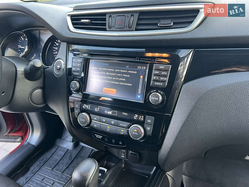 Позашляховик / Кросовер Nissan Qashqai 2016 в Вінниці