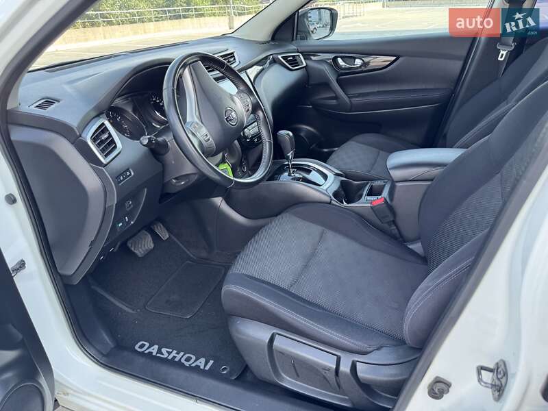 Позашляховик / Кросовер Nissan Qashqai 2016 в Києві