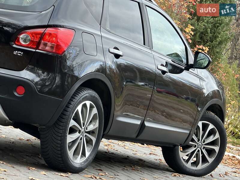 Внедорожник / Кроссовер Nissan Qashqai 2009 в Дрогобыче