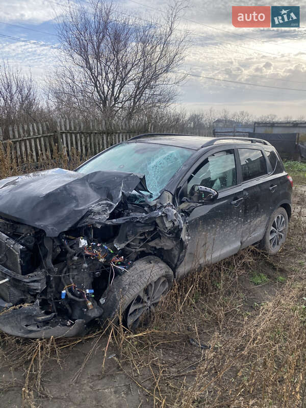 Внедорожник / Кроссовер Nissan Qashqai 2013 в Терновке