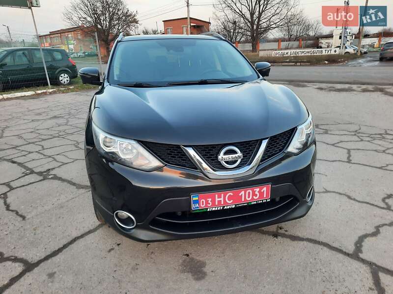 Позашляховик / Кросовер Nissan Qashqai 2015 в Полтаві фото 24 Позашляховик / Кросовер Nissan Qashqai 2015 в Полтаві