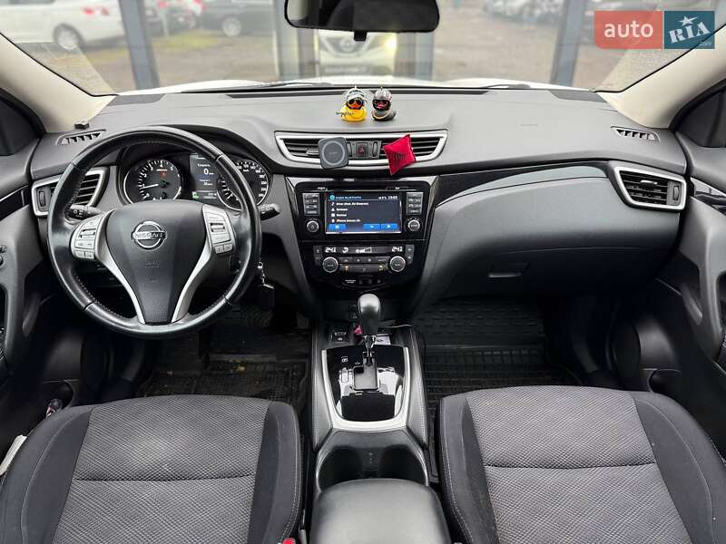 Позашляховик / Кросовер Nissan Qashqai 2017 в Києві