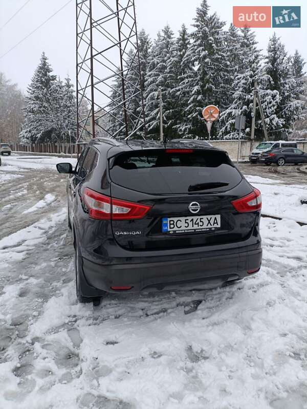 Внедорожник / Кроссовер Nissan Qashqai 2015 в Львове