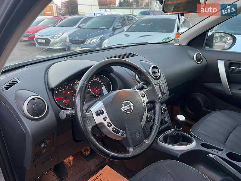 Внедорожник / Кроссовер Nissan Qashqai 2011 в Полтаве