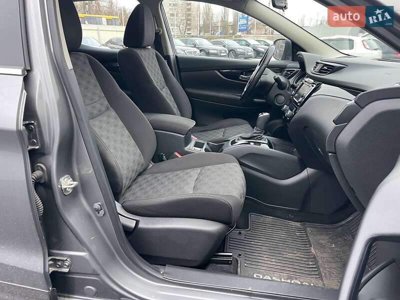 Внедорожник / Кроссовер Nissan Qashqai 2018 в Киеве