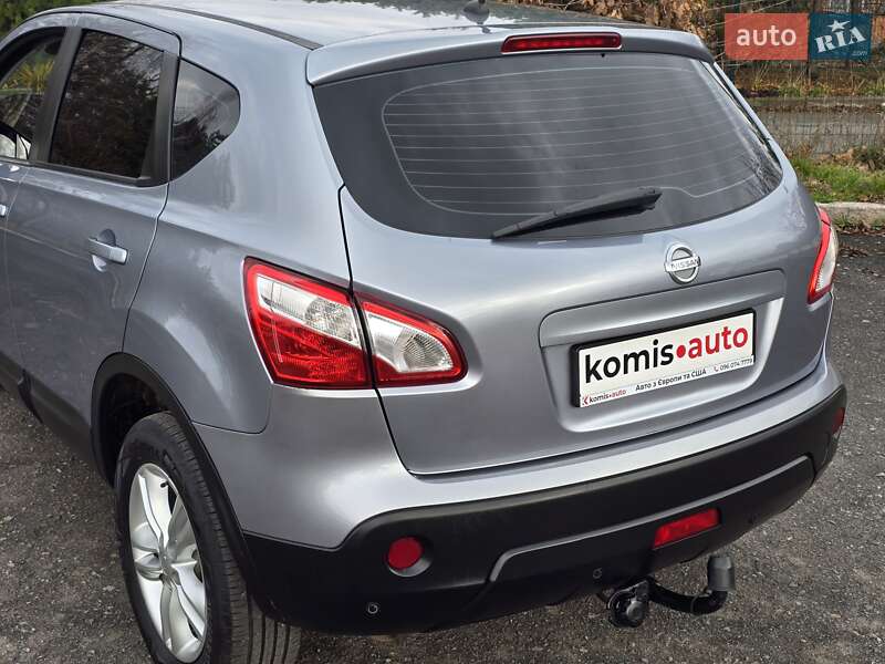 Внедорожник / Кроссовер Nissan Qashqai 2010 в Хмельницком