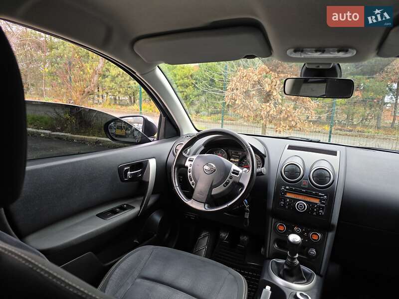 Внедорожник / Кроссовер Nissan Qashqai 2010 в Хмельницком