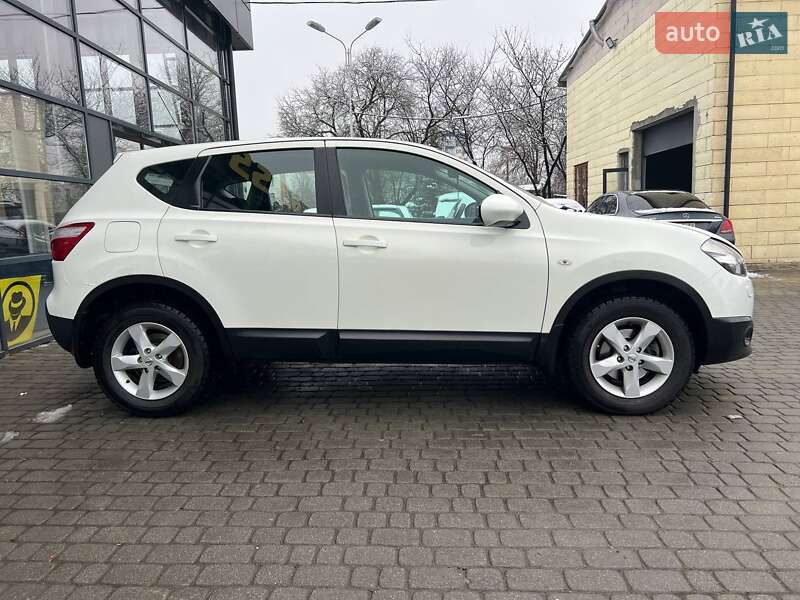 Внедорожник / Кроссовер Nissan Qashqai 2011 в Ивано-Франковске фото 8 Внедорожник / Кроссовер Nissan Qashqai 2011 в Ивано-Франковске