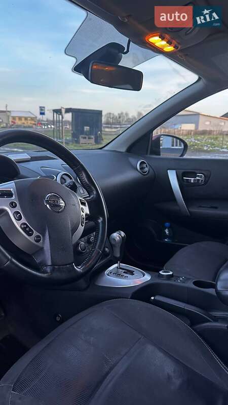 Позашляховик / Кросовер Nissan Qashqai 2012 в Луцьку