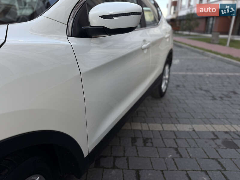 Внедорожник / Кроссовер Nissan Qashqai 2016 в Ивано-Франковске фото 60 Внедорожник / Кроссовер Nissan Qashqai 2016 в Ивано-Франковске