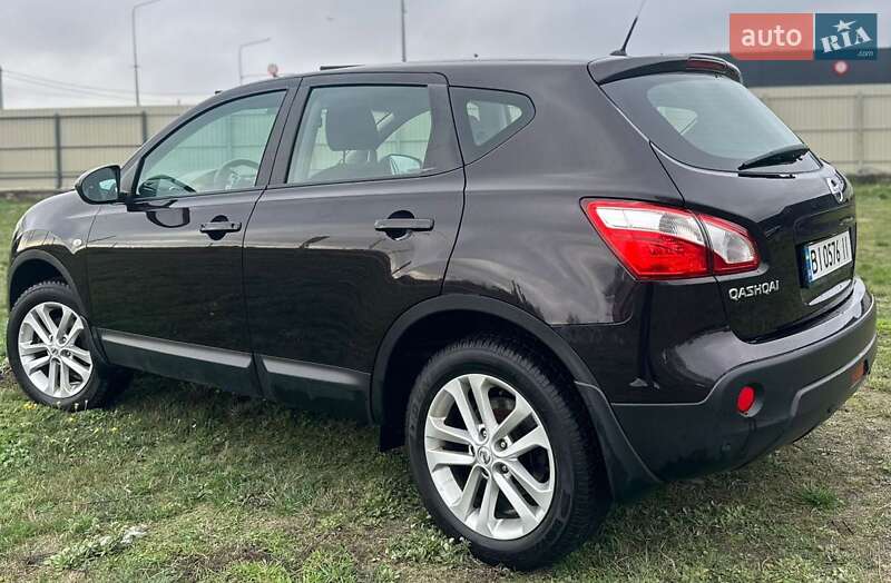 Внедорожник / Кроссовер Nissan Qashqai 2012 в Полтаве