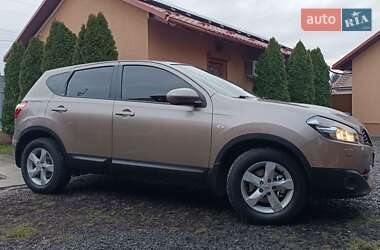 Внедорожник / Кроссовер Nissan Qashqai 2012 в Мукачево