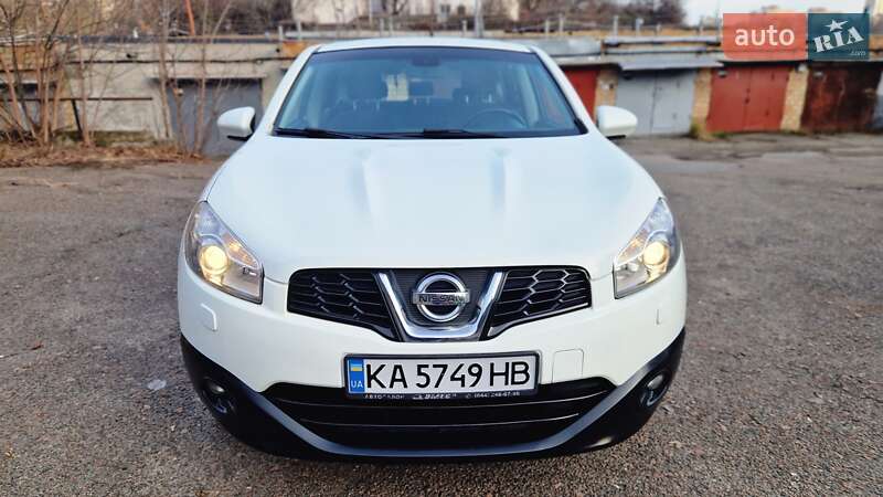 Внедорожник / Кроссовер Nissan Qashqai 2011 в Киеве